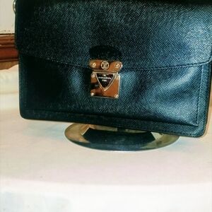 Louis Vuitton Taiga Belair Clutch w/COA